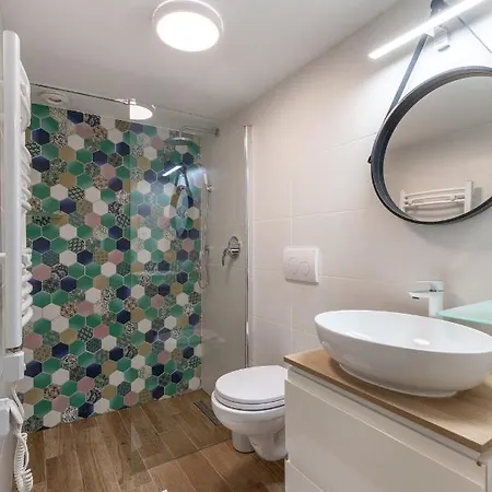 Apartament Harsfa *
