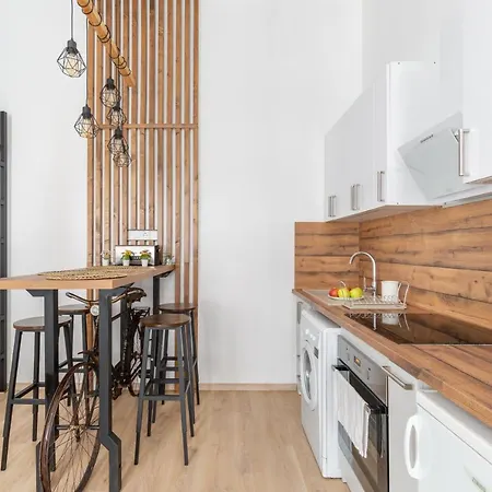 Apartment Harsfa *